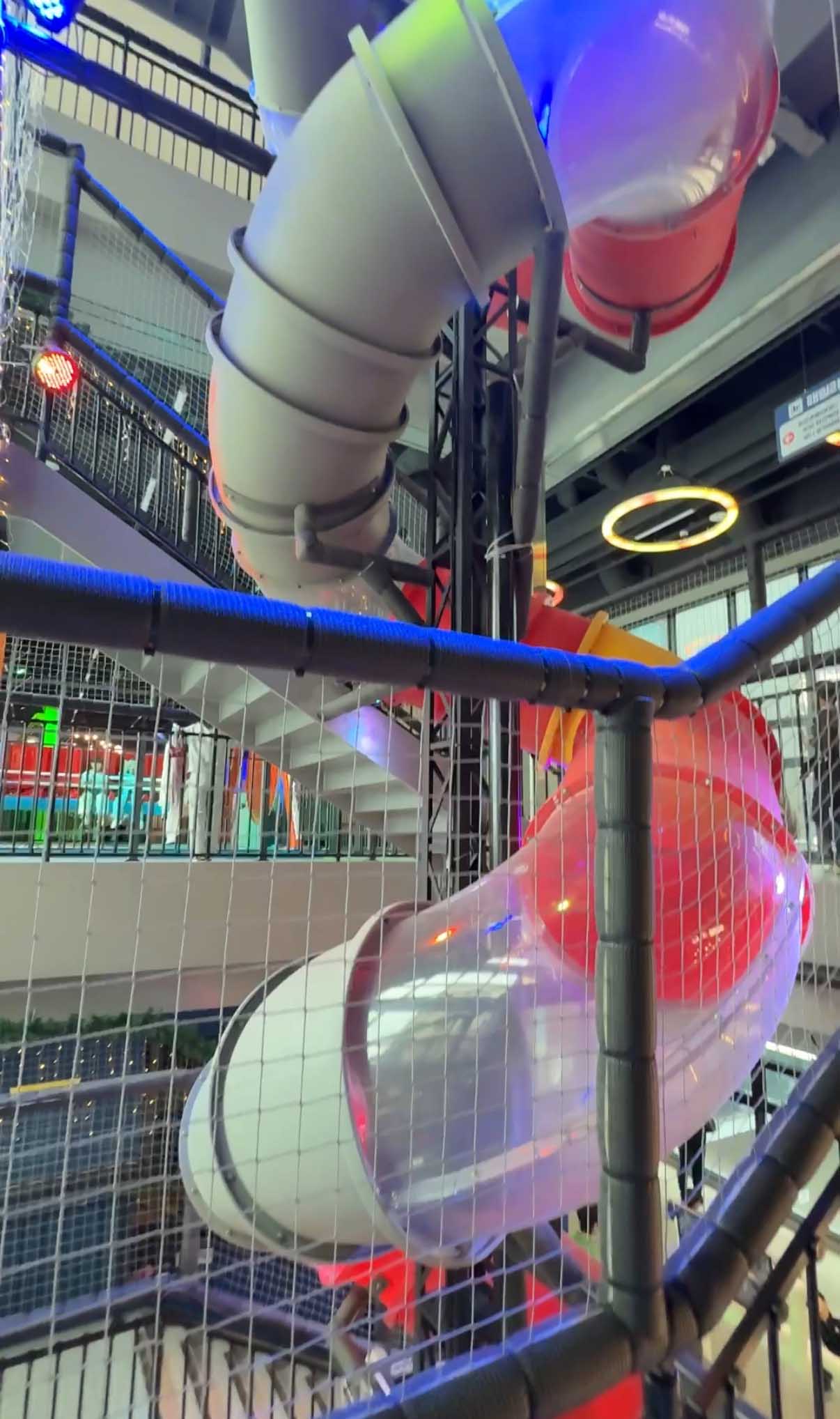 뽀로로테마파크월미도점-대형슬라이드