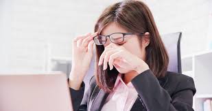 눈 실핏줄이 터지는 이유