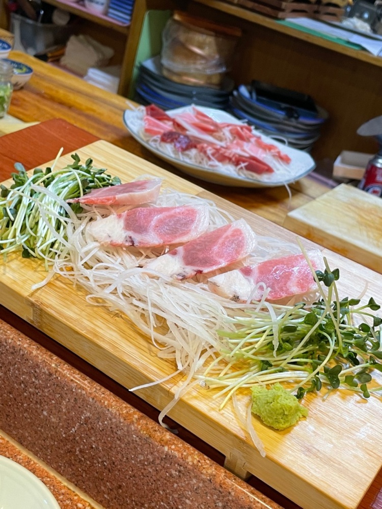 풍문으로 들었소 무한리필 뱃살 가마도로 배꼽살 참다랑어 참치회 맛있는 횟집 홍대 연남동 맛집 추천