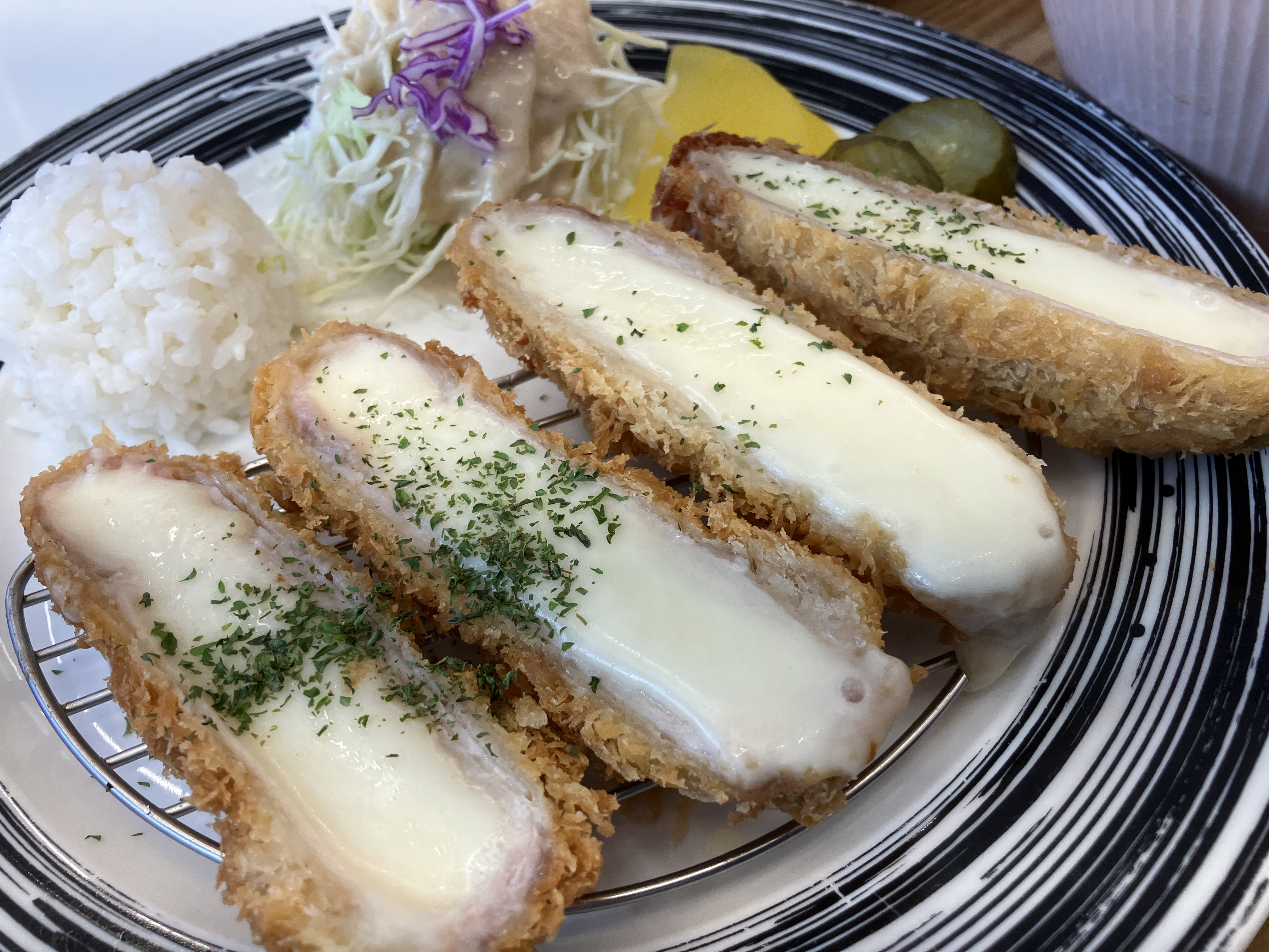 내돈내먹 치즈돈까스 &amp; 쫄면 세트