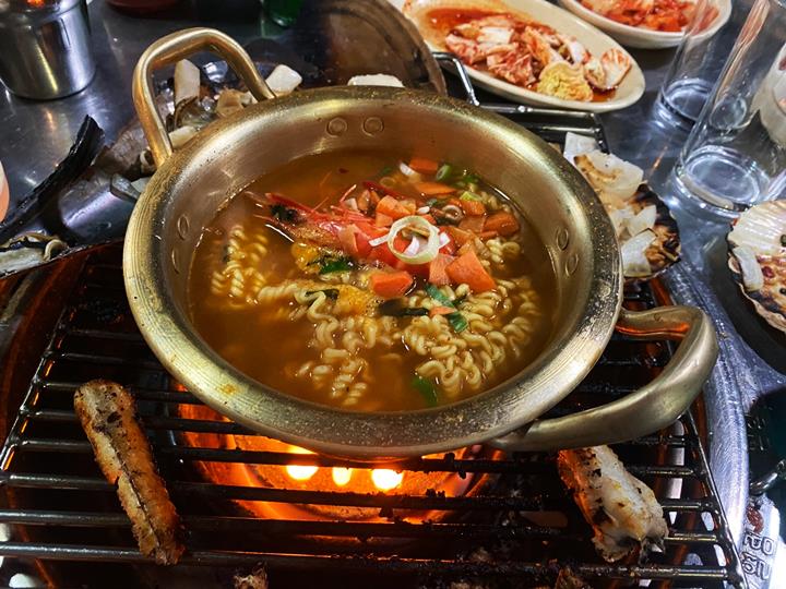 청사포끝집-라면