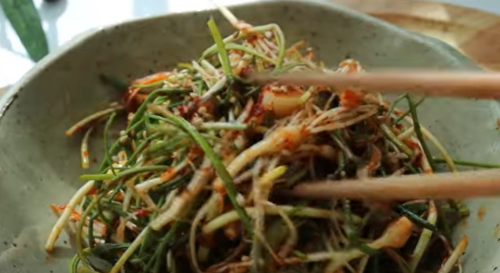 젓가락마스터 달래무침