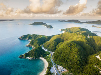 오키나와 상공에서 찍은 바다