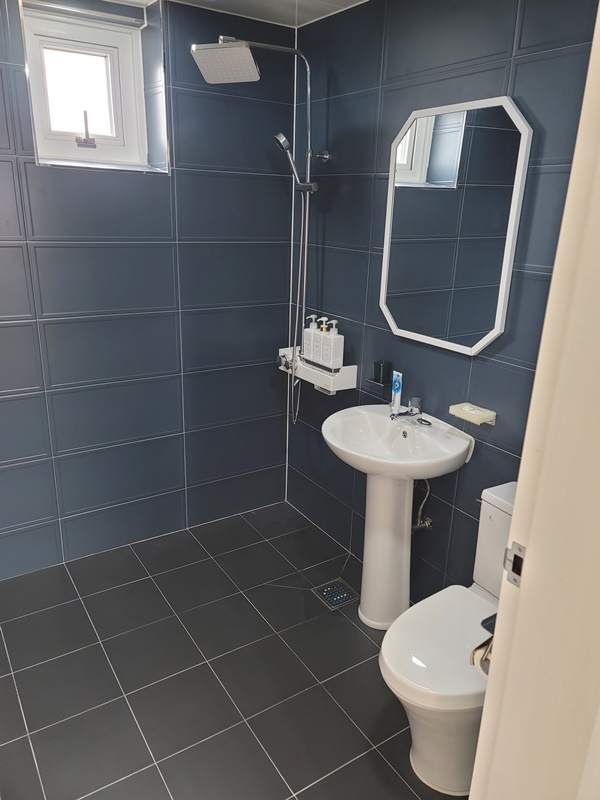 목포 에스타시옹 1913 - 방2(Madrid) 화장실