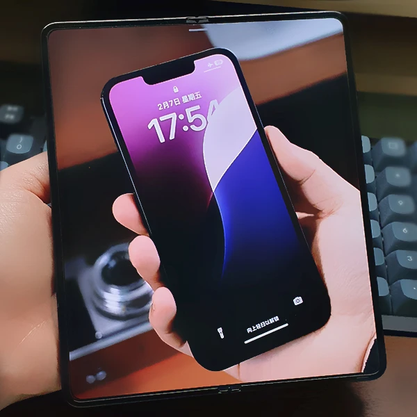 아이폰-SE4-디스플레이