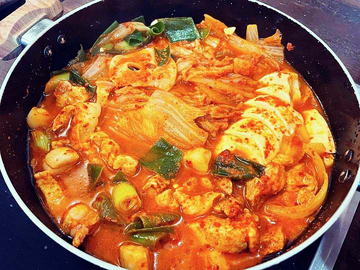 식객 허영만 백반기행 광희 편 짜글이 신중동 핫플 환상 조합 김치 치즈 스파게티 사리 돼지 두루치기 부천 맛집 소개