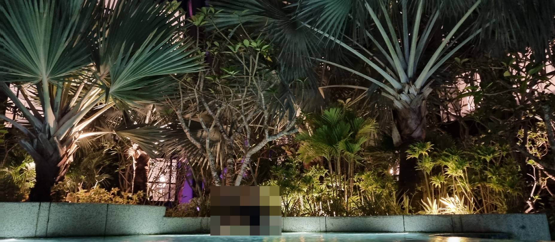 더 아웃포스트 호텔