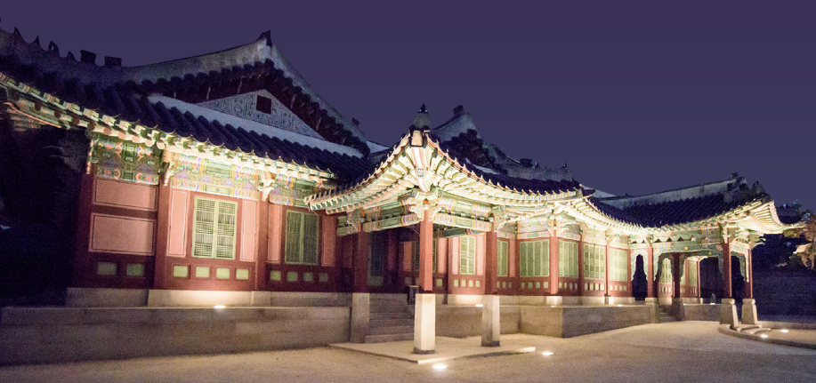 창경궁 야간 모습