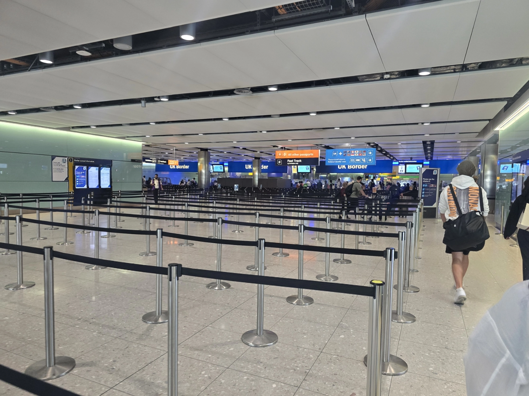 히스로 공항 UK Border 입국심사장