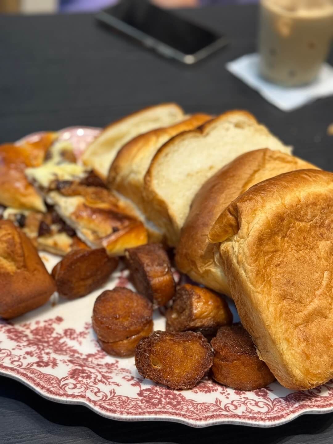 오야밸리 베이커리 빵 메뉴 후기