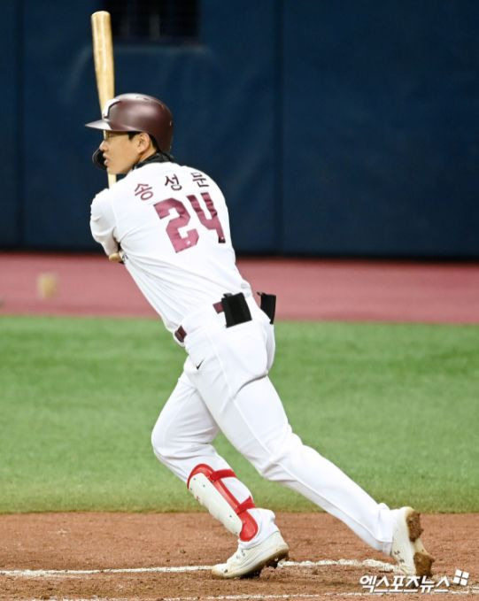 송성문 야구선수 연봉 나이 프로필 학력 고향: 샌디에이고 파드리스 MLB 성공 비결, 20-20 기록 완벽 분석