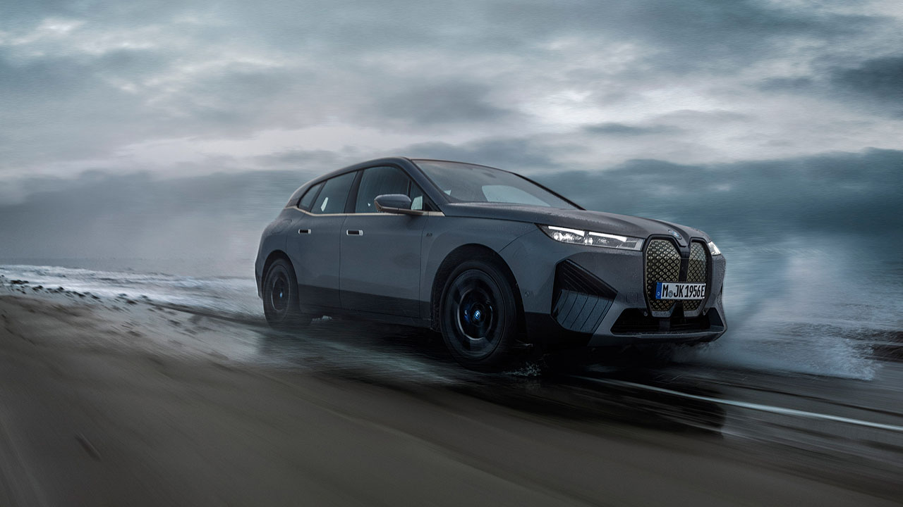 BMW 3부작 : (2부) '쉬어 드라이빙 플레저'의 확장