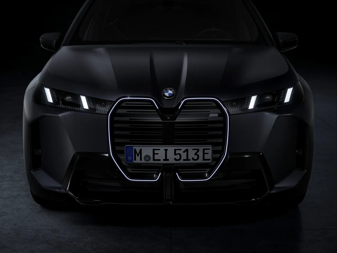 BMW iX M70 정보 관련 이미지