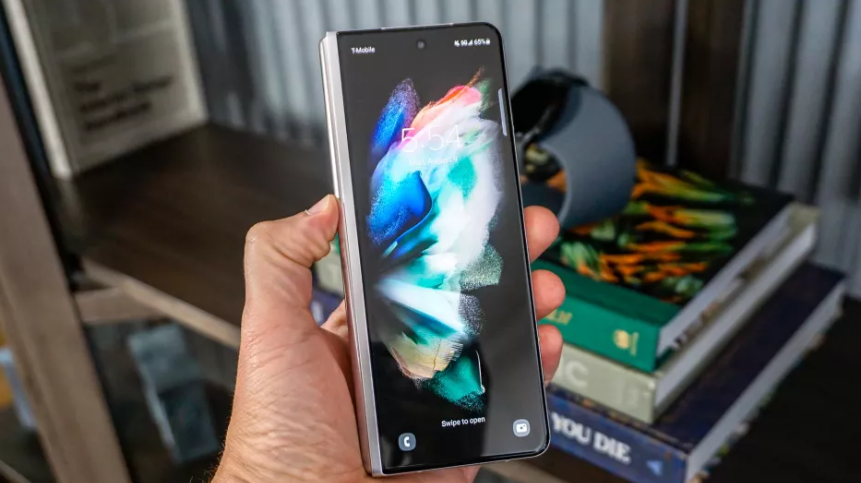 디자인 갤럭시 Z 폴드3 - 디자인