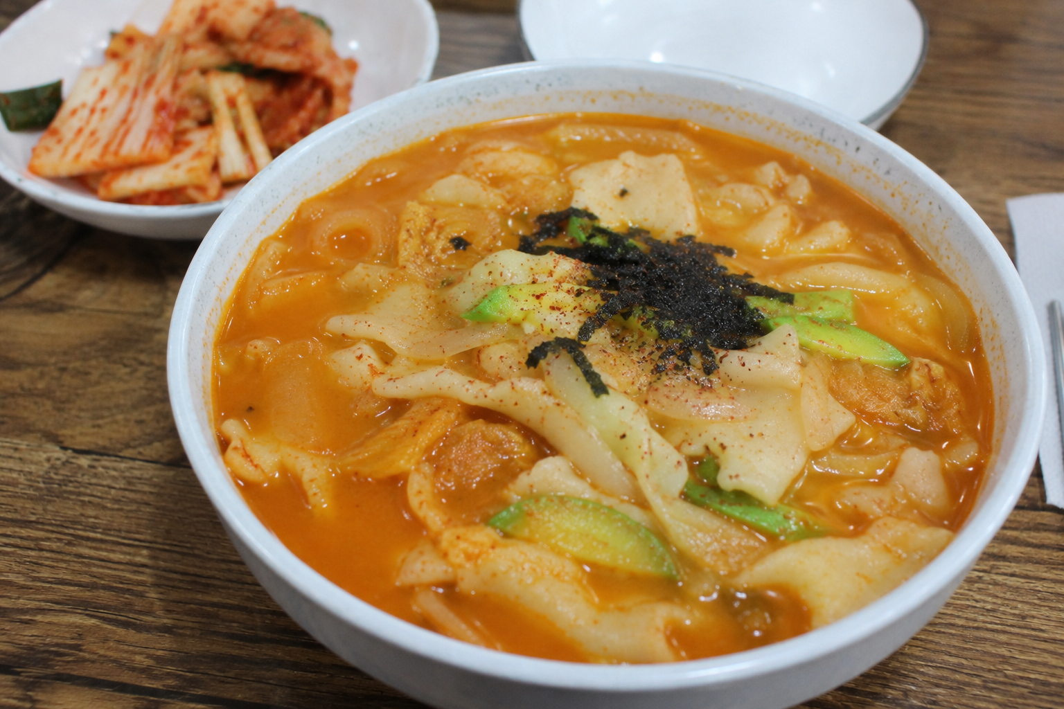 김치수제비