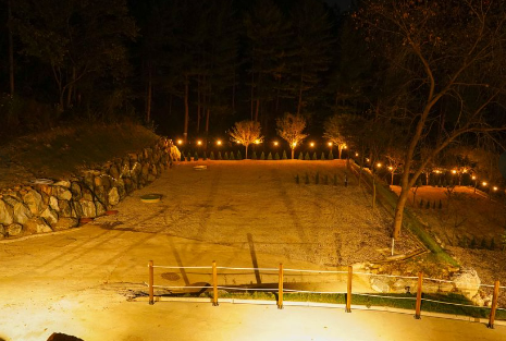 집 밖으로 캠핑장 G공간