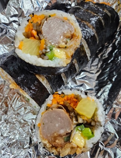 늘솜김밥-소세지김밥