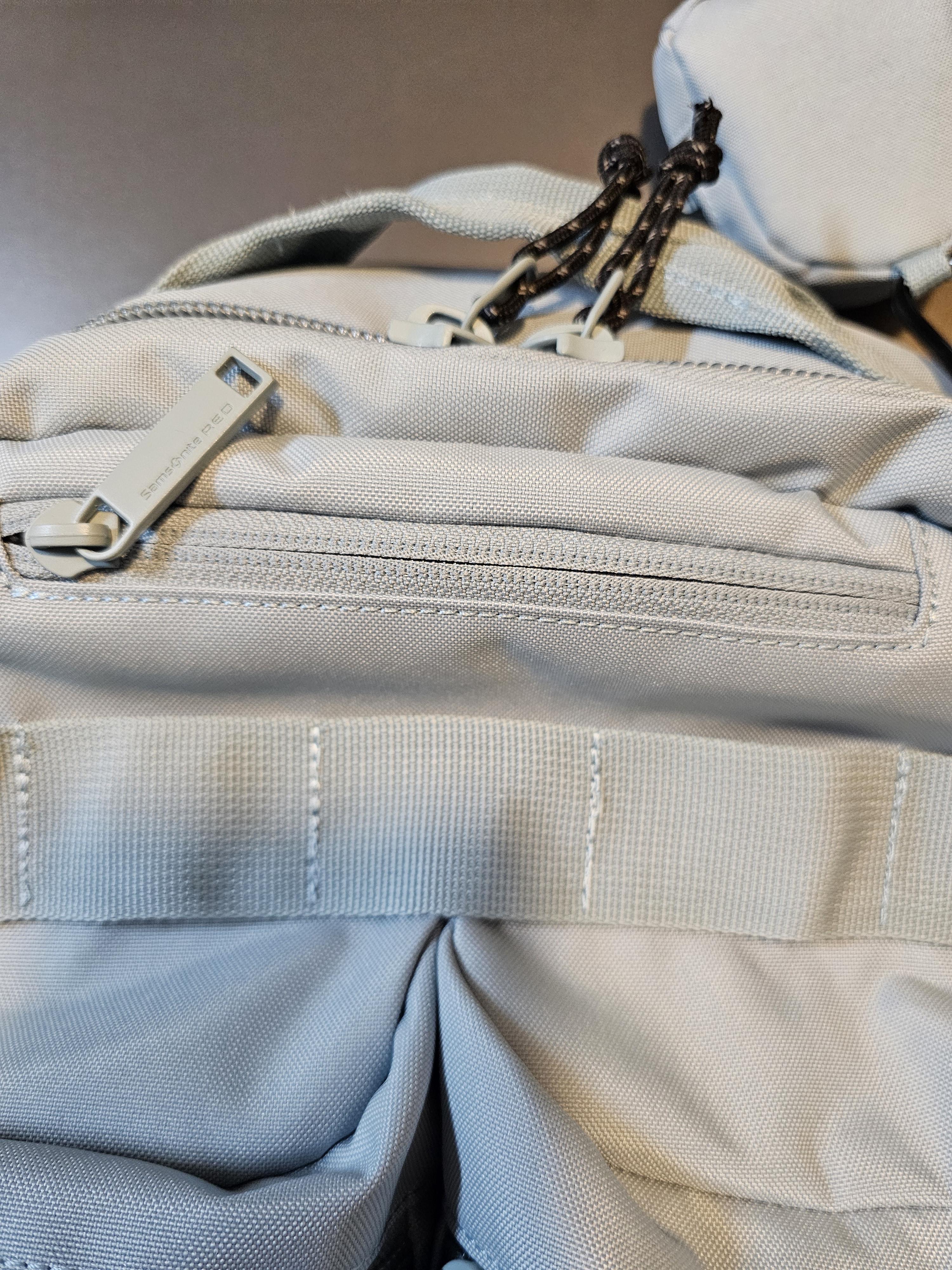 쌤소나이트 레드 빅슨 가방