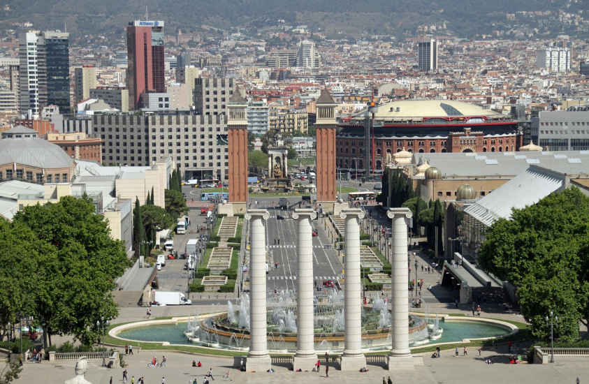 마드리드 vs 바르셀로나: 두 개의 리듬, 두 개의 여행