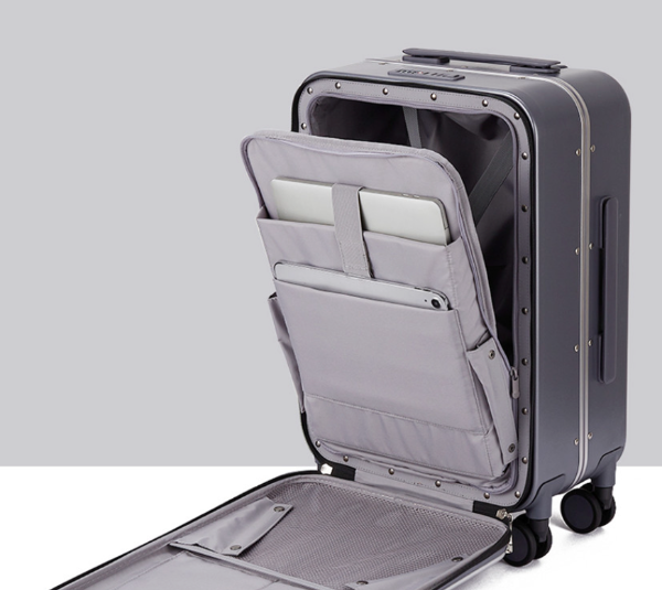 밤켈 캐리어 내부