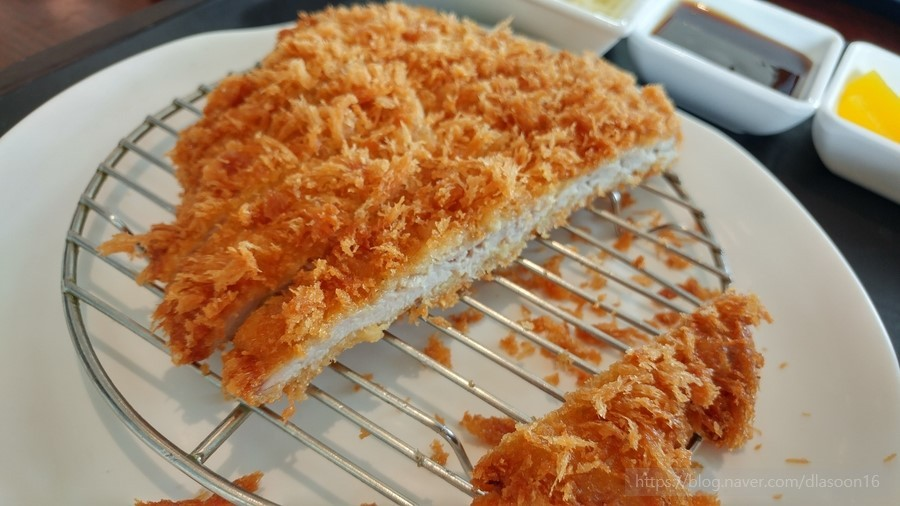 천안삼거리휴게소-인기대표메뉴-호두나무-수제-돈가스