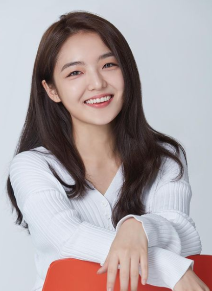 서신애