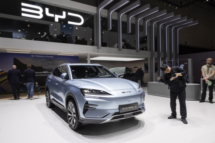 BYD 씰 (SEAL).