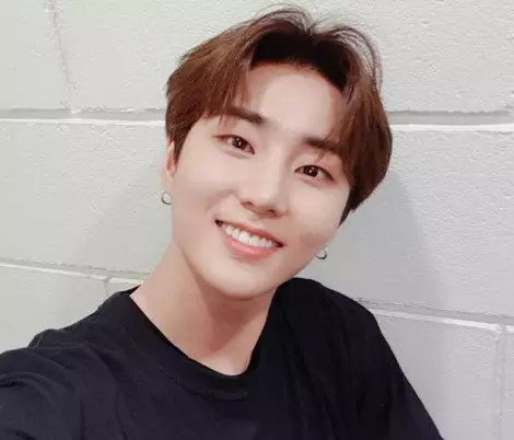 영케이 셀카