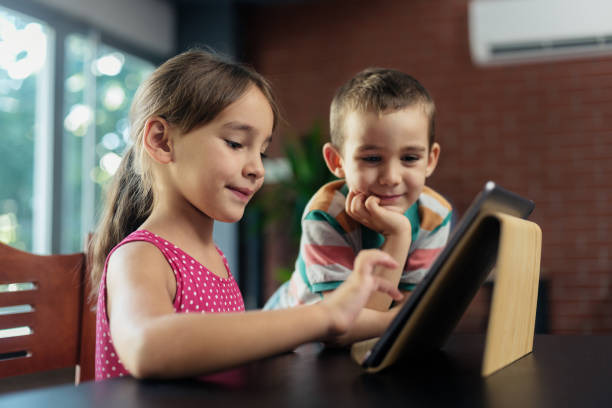 유아용 교육 앱 놀이일까 학습일까?