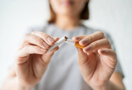 입냄새 원인 흡연