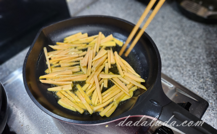 고구마스틱 만들기 후라이팬에 노릇노릇