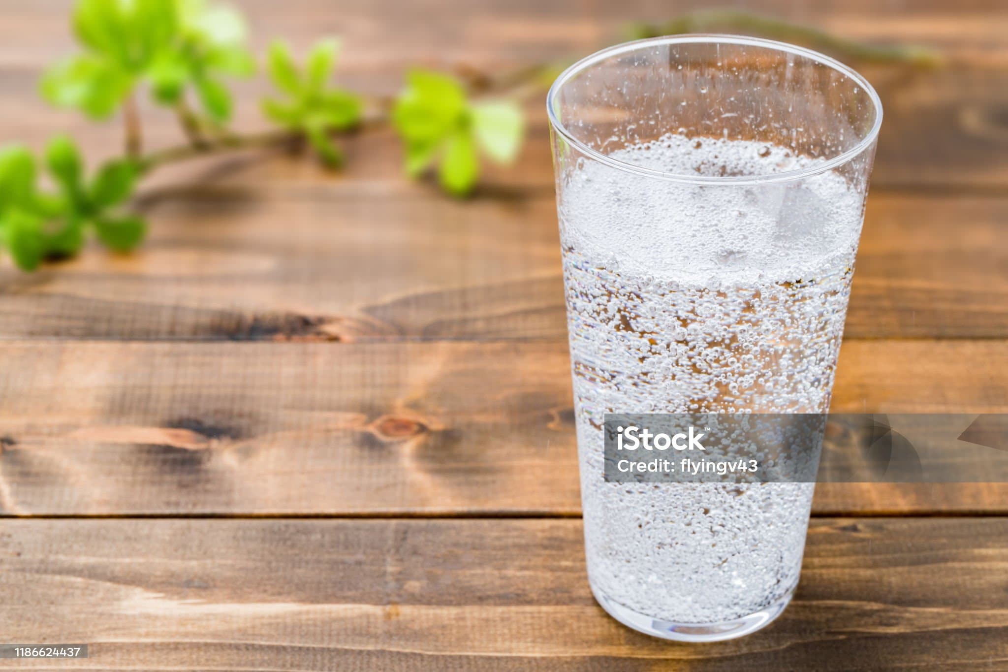 투명 콜라 & 녹색 케첩 – "펩시 크리스탈과 하인즈의 실험적 색깔 변신, 왜 망했을까?"