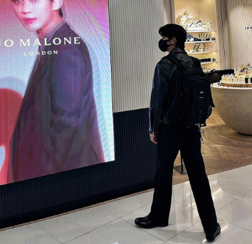 프라다 엠버서더의 저주?