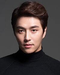 민우혁
