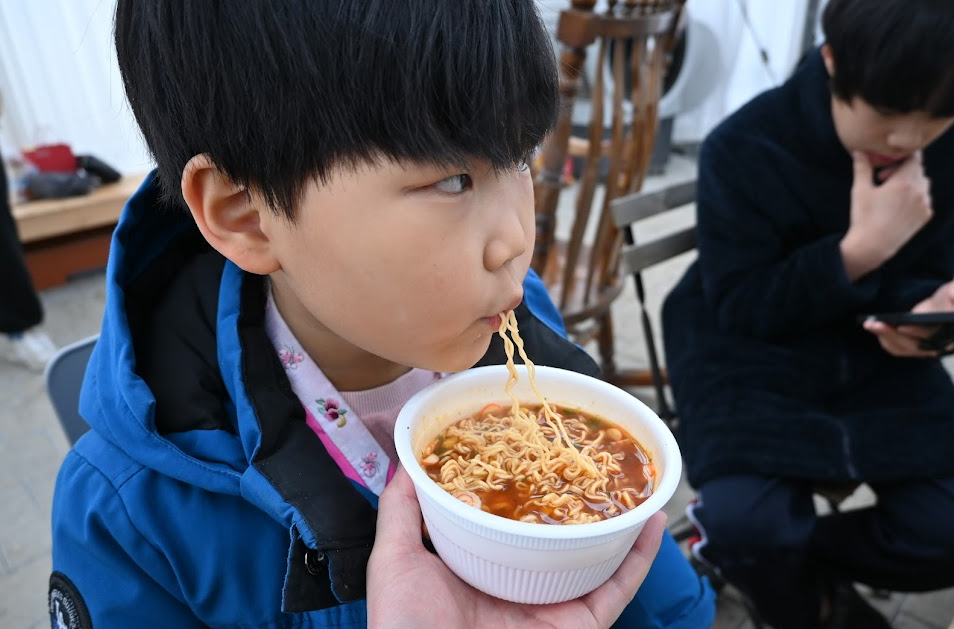 용인 포레스트벨 에서 딸기도 따고 동물 먹이도 주고 온 후기 사진 14