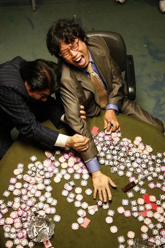 타짜 너구리 조상건