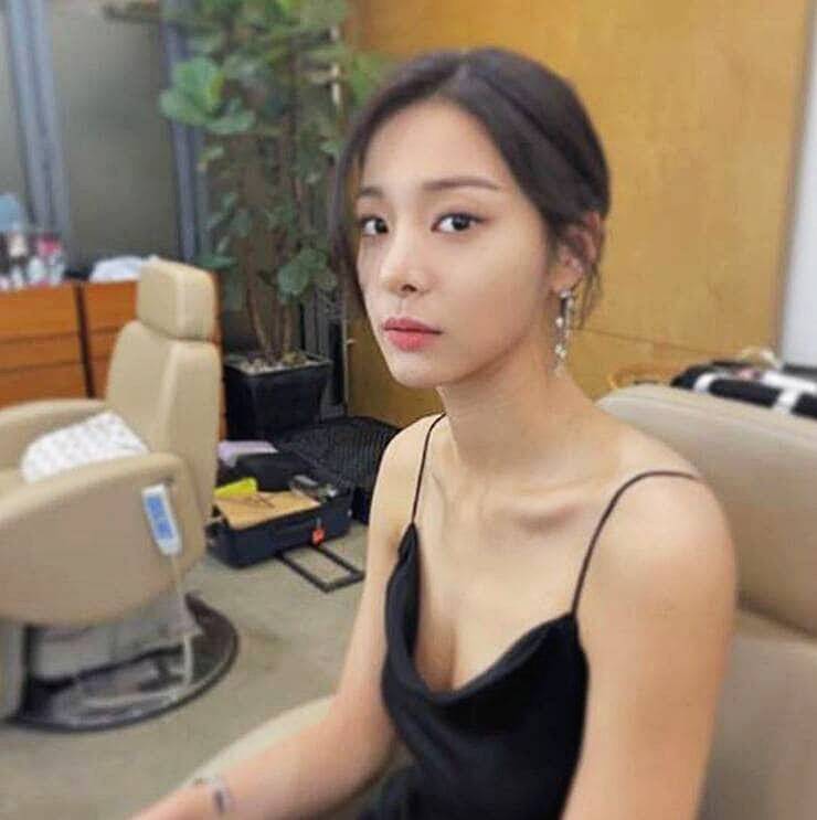 설인아