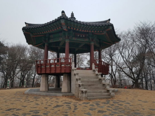 수원 영통 독침산 팔각정