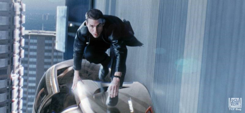 미래의 자동차 위에서 균형잡는 존애더