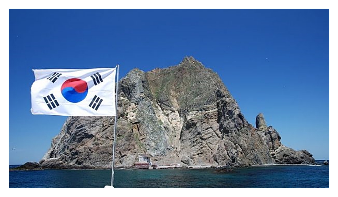 독도의 경제적 가치와 해양 자원을 상징하는 이미지