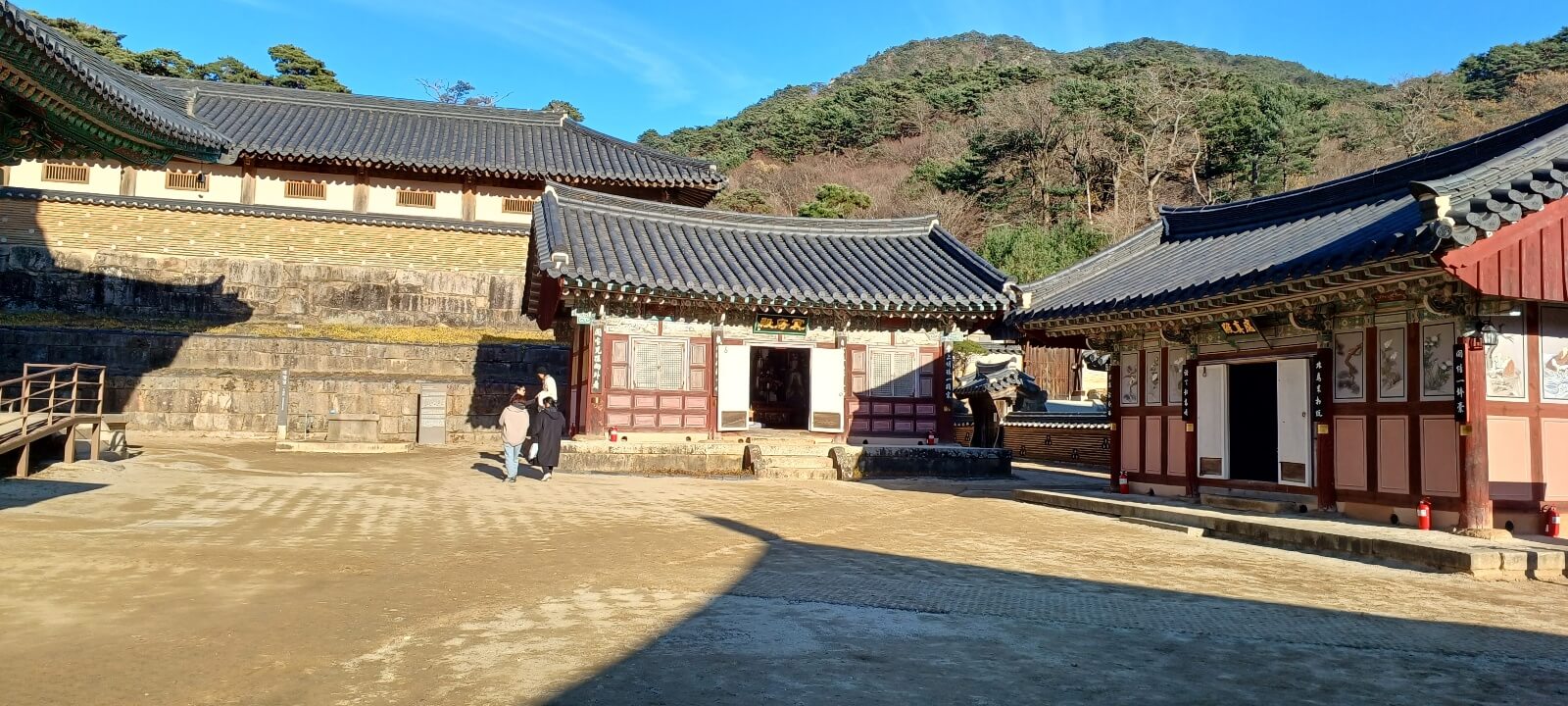 해인사 명부전 응진전
