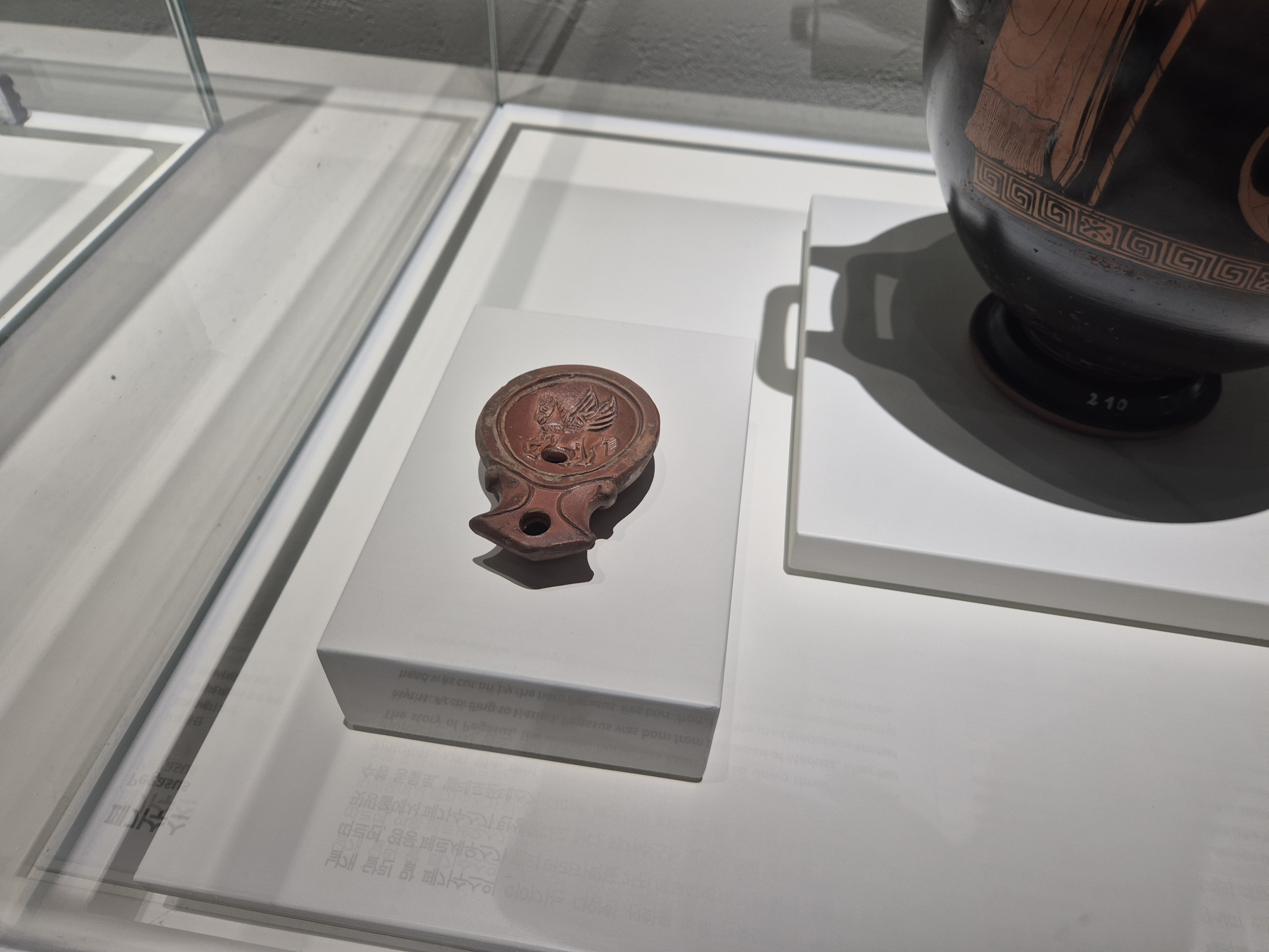 겨울방학체험하기 좋은 국립중앙박물관 고대 그리스 ·로마 전시관_ 그리스가 로마에게, 로마가 그리스에게 .