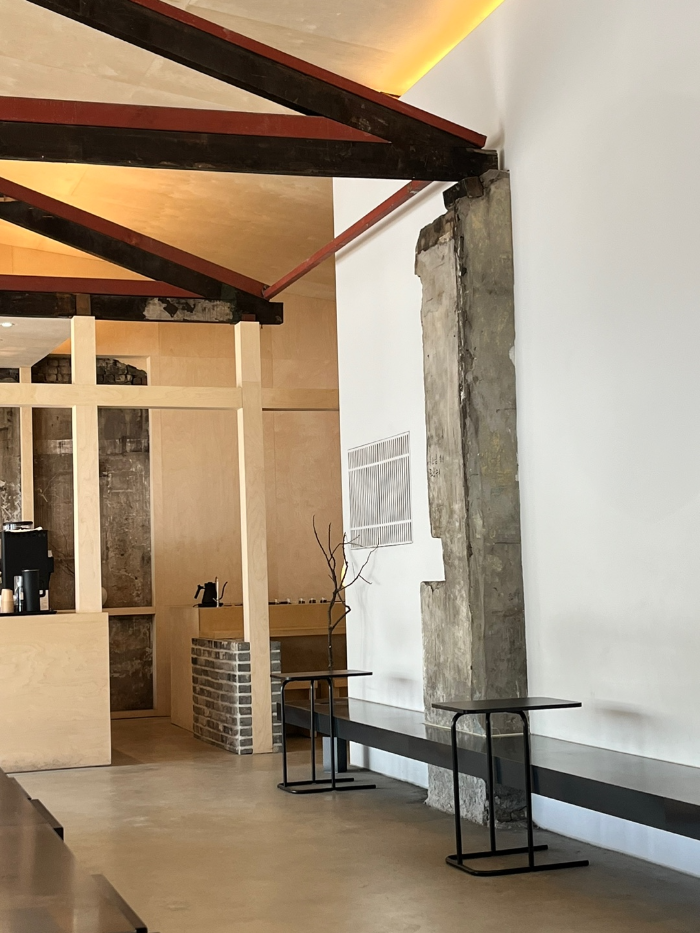 기존 기둥 흔적