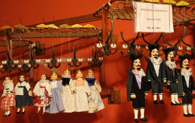 체코, 프라하 여행 꼭 사야할 기념품 선물 Top 10 리스트