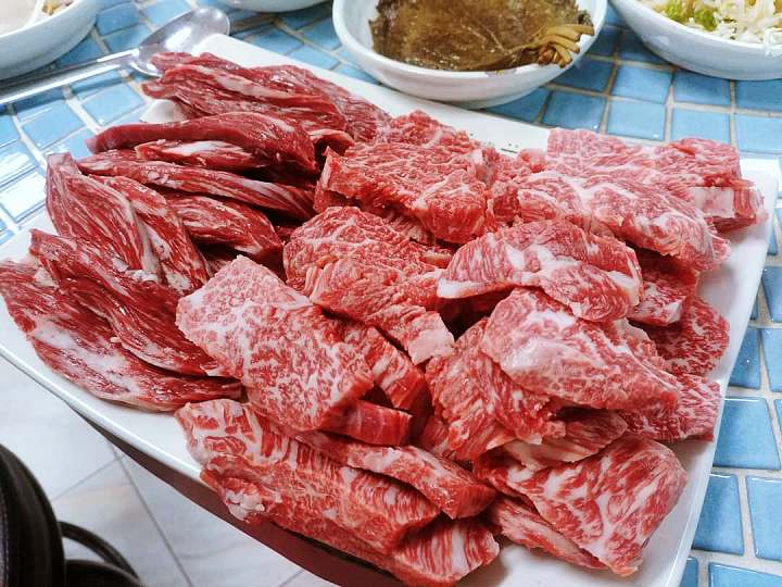 토요일은 밥이좋아 예산 덕산 스플라스 리솜 한우 양념 갈비 맛집 연탄불 구이 소고기 특수부위 갈매기살 예산10미 현지인 추천 토밥 좋아 방송정보