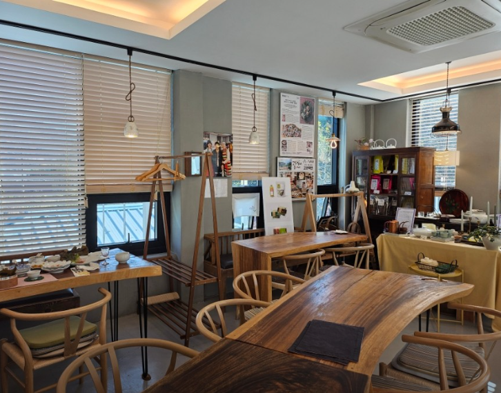 6시내고향 연잎밥 한정식 한상 경남 함안 자양산 백연재