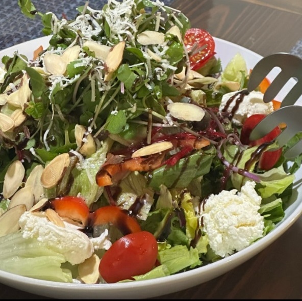 리코차치즈샐러드-모래재너머