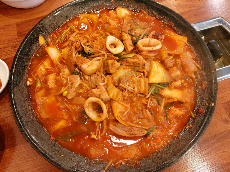 배양리 두루치기 수유점 오징어오겹살 두루치기
