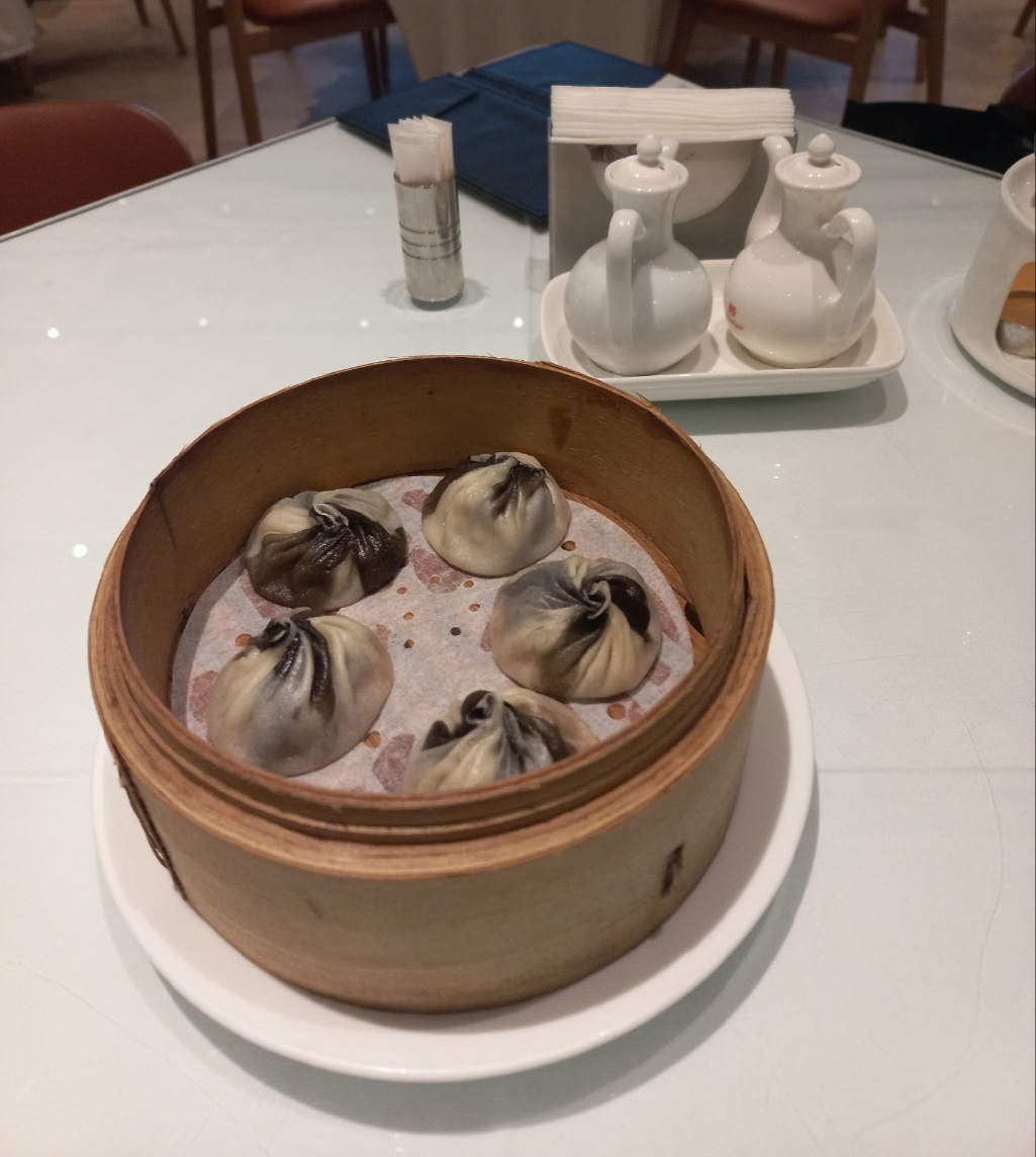 데덴쉬로이 트러플 딤섬