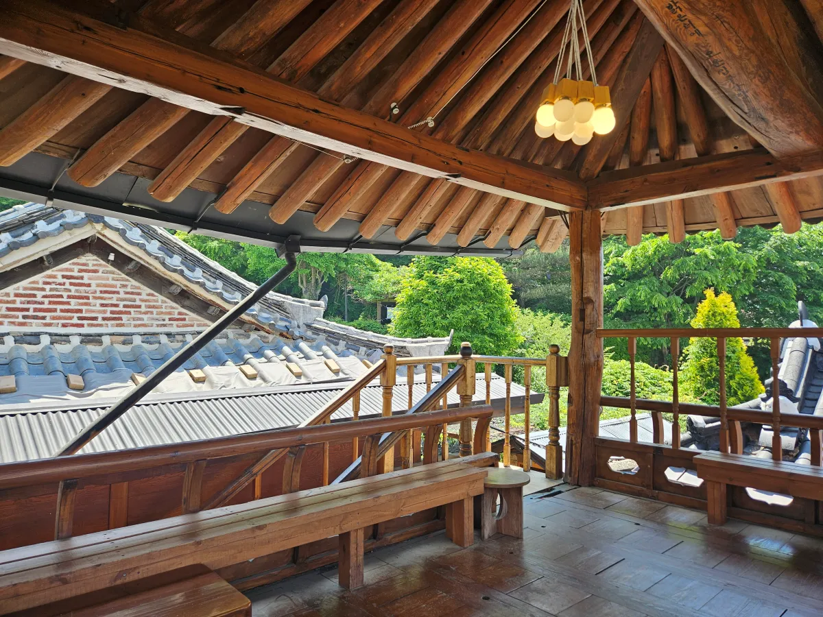 한옥-2층-정자에서-찍은-사진